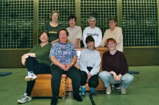 Bauch-Beine-Po-Gruppe 2003